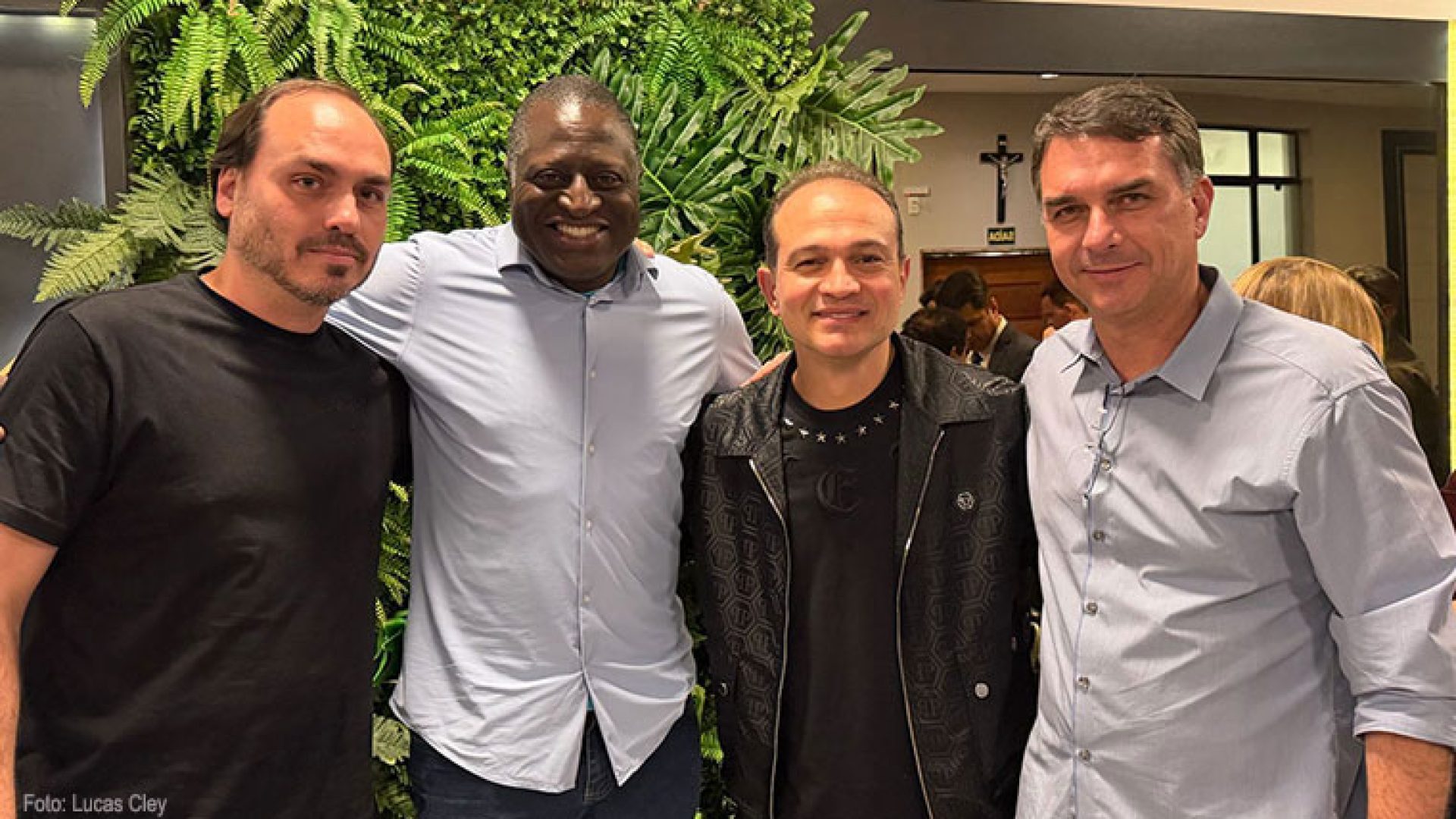 cantordavisacer-nacaminhada_mavicaassessoria